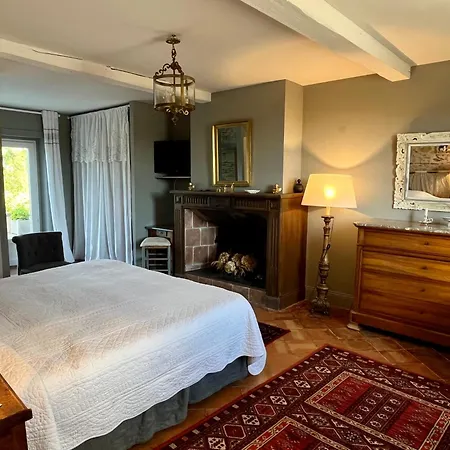 De Marie Oda ve Kahvaltı Lavaur (Tarn)