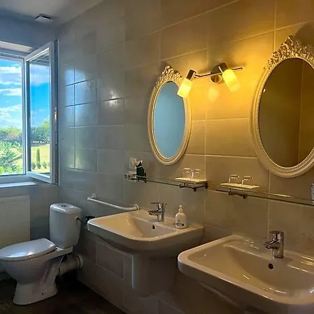 Bed & Breakfast Le Mas De Marie 4*